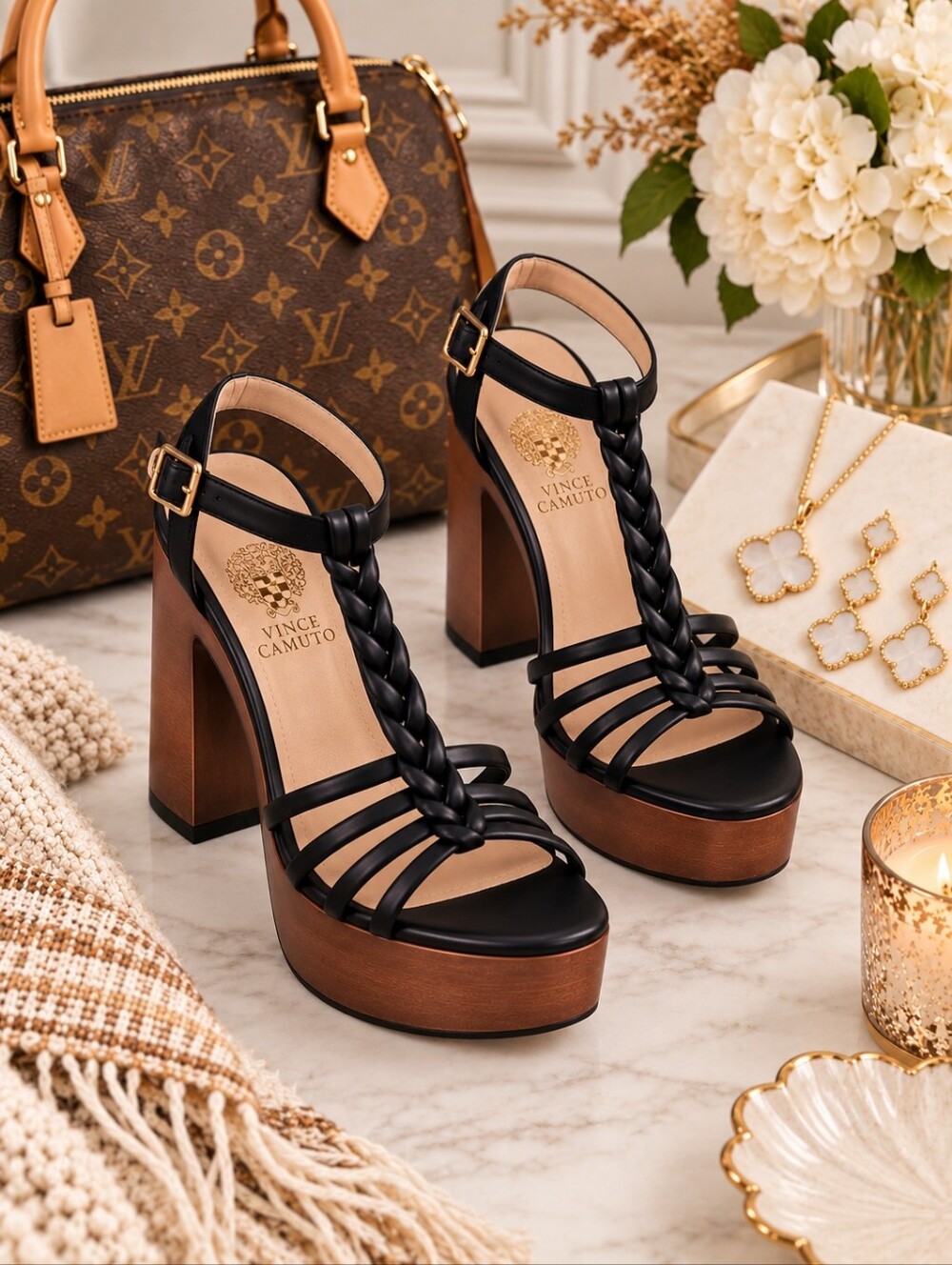 Vince Camuto Platform |Rohnlee Platform Sandals |Black Size 8.5 Like New - Picture 3 of 7